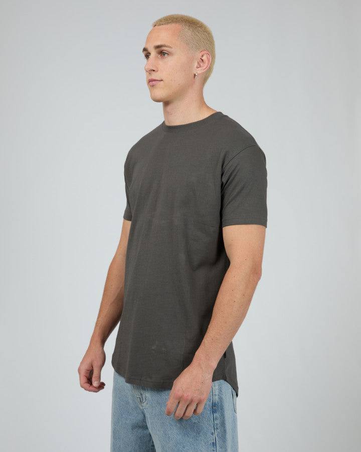 SILENT THEORY SOLID TAIL TEE - COAL