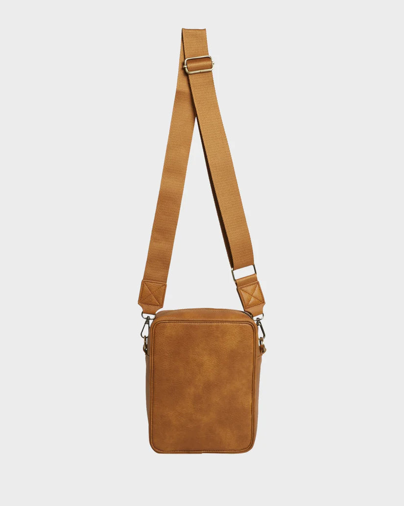 BILLABONG MAD LOVE SHOULDER BAG - TAN