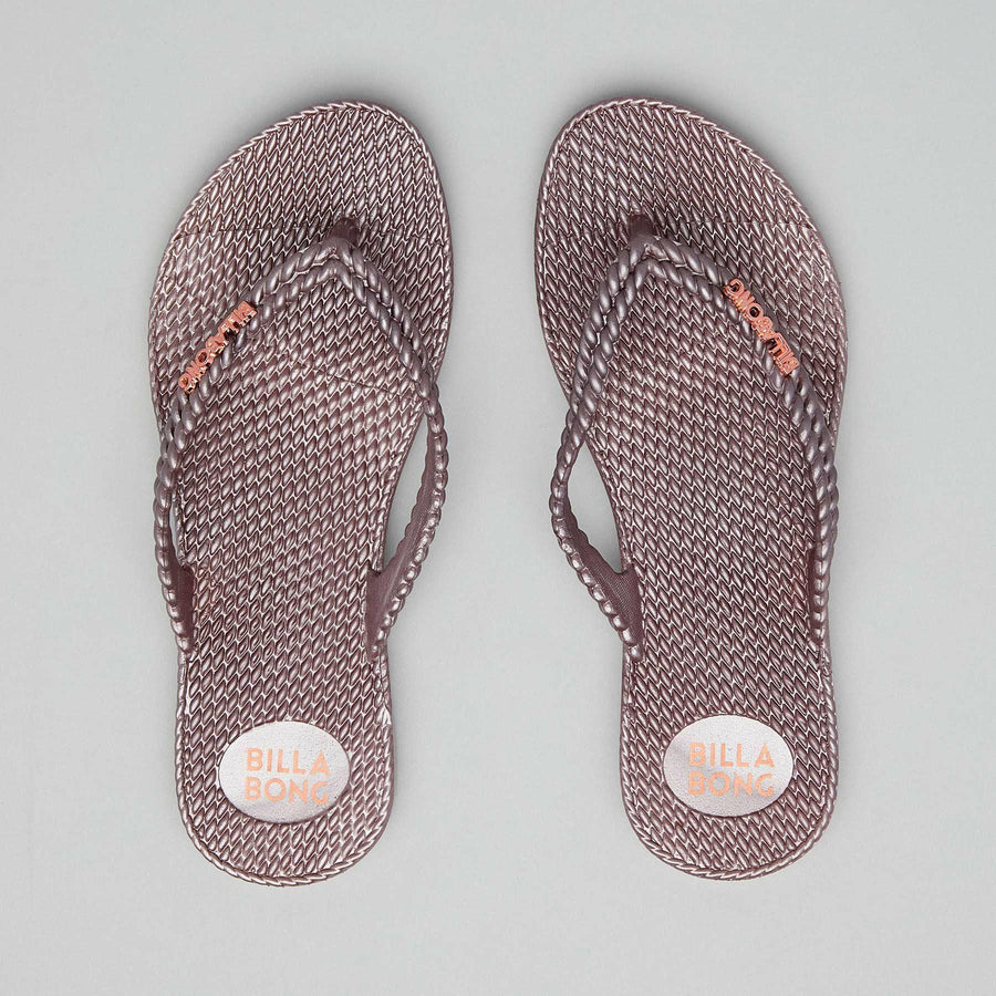 BILLABONG KICK BACK THONG - METALLIC COCO