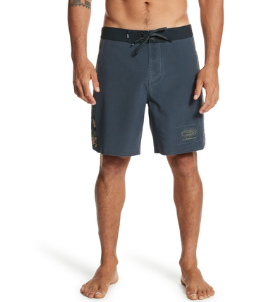 QUIKSILVER SURFSILK ARCH 18 BOARDSHORTS SHOP ONLINE CHOZEN SURF
