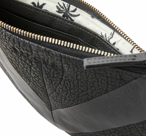 RIP CURL HALF MOON LEATHER CLUTCH
