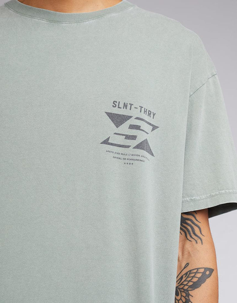 SILENT THEORY IMPACT SCOOP TEE