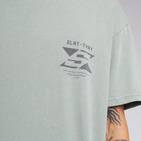 SILENT THEORY IMPACT SCOOP TEE