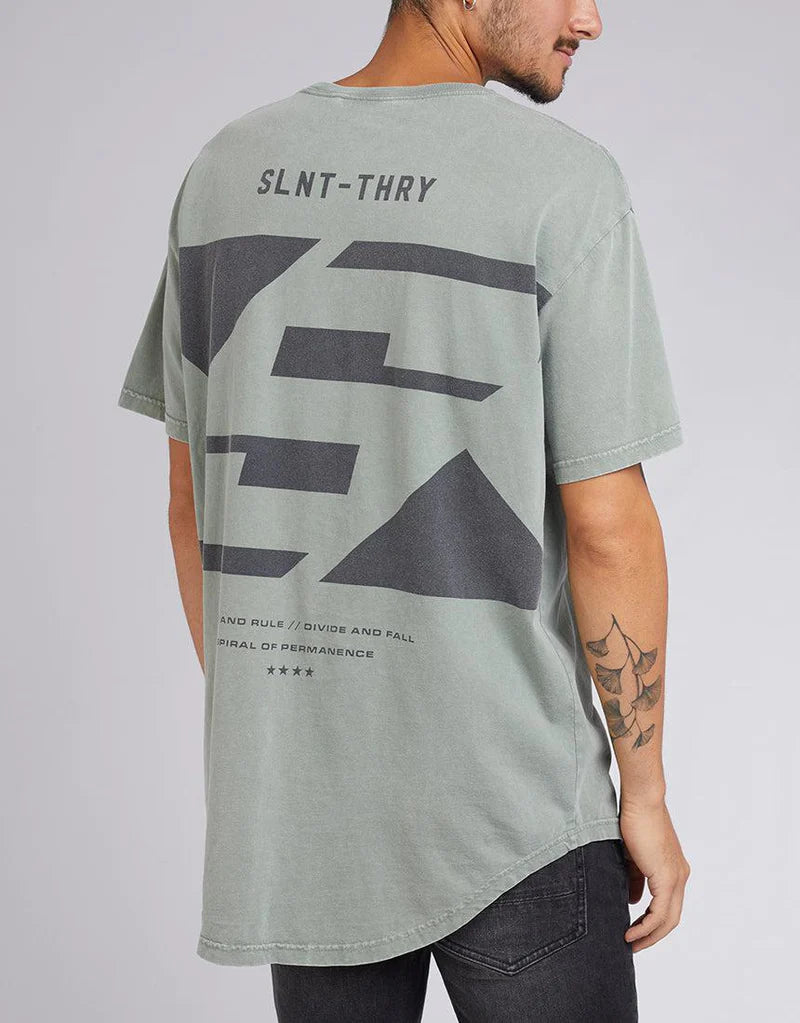 SILENT THEORY IMPACT SCOOP TEE