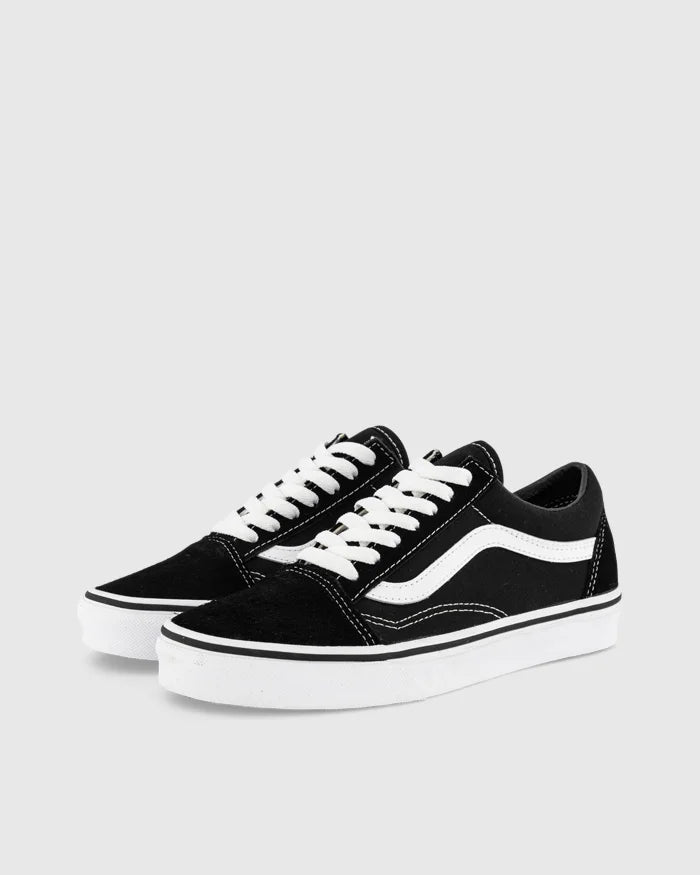 SHOP VANS OLD SKOOL ONLINE WITH CHOZEN SURF